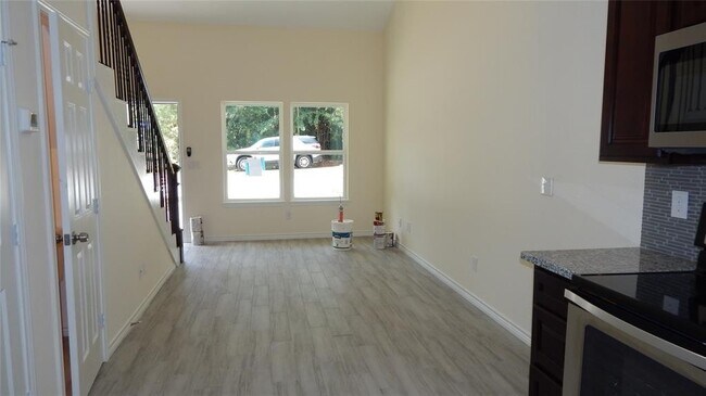 Building Photo - Great 3 Bedroom, 2 1/2 bath new constructi...