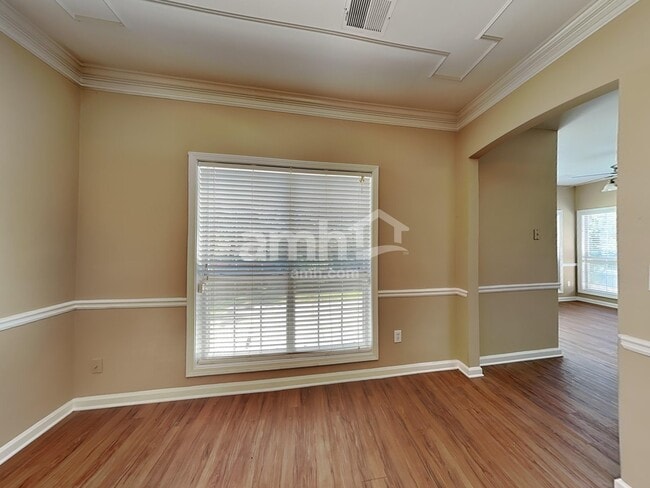 Building Photo - 620 Claredon Ct