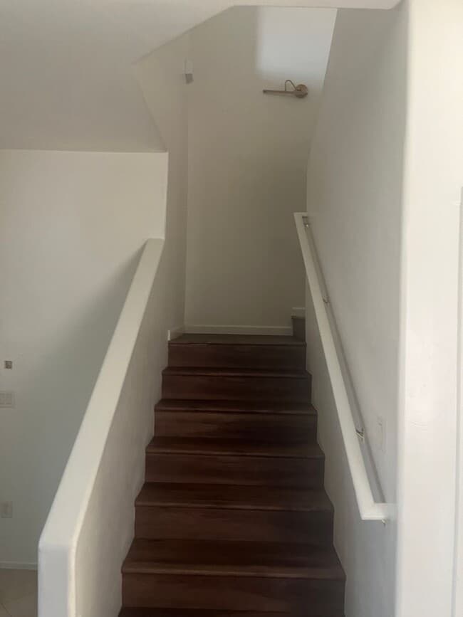 Building Photo - 8342 S Hunnic Dr