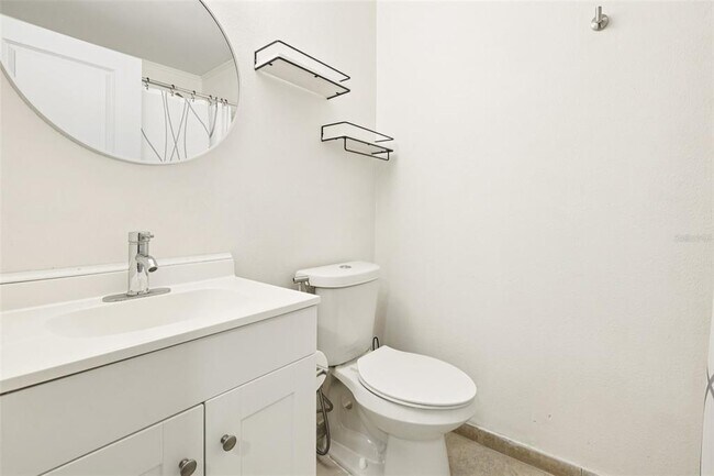 Building Photo - 8724 Mallard Reserve Dr