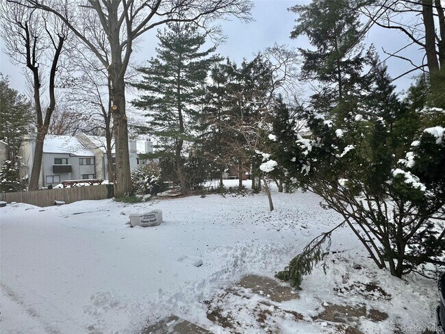 Building Photo - 32 Berkshire Rd