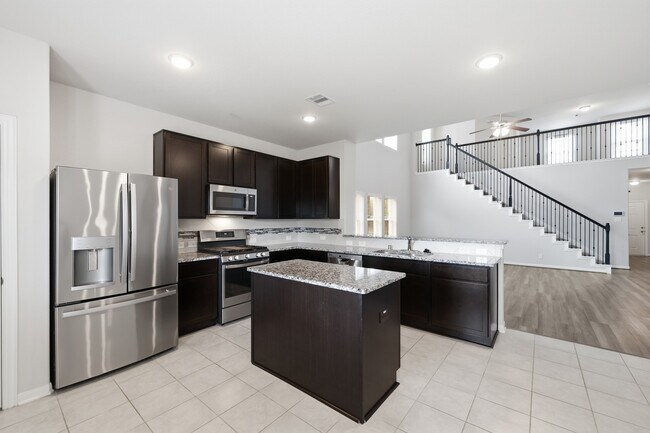 Building Photo - 10402 Matterhorn Dr