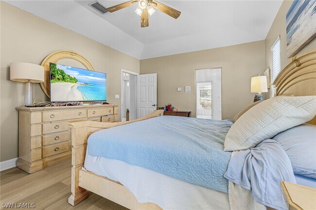 Building Photo - 2031 Teagarden Ln