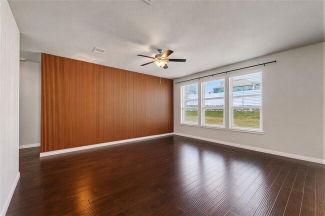 Building Photo - 5809 Lehman Way