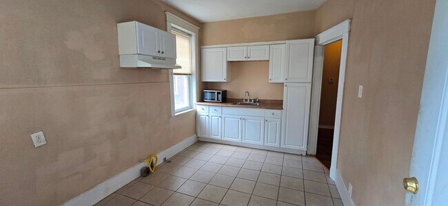 Building Photo - 4628 S Compton Ave