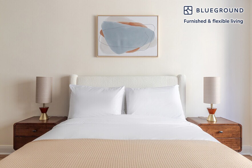 Building Photo - 30 Park Ave