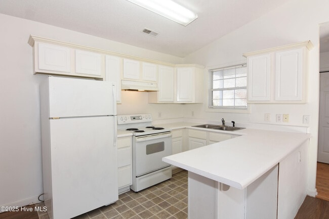Building Photo - 309 Bridgeton Ct