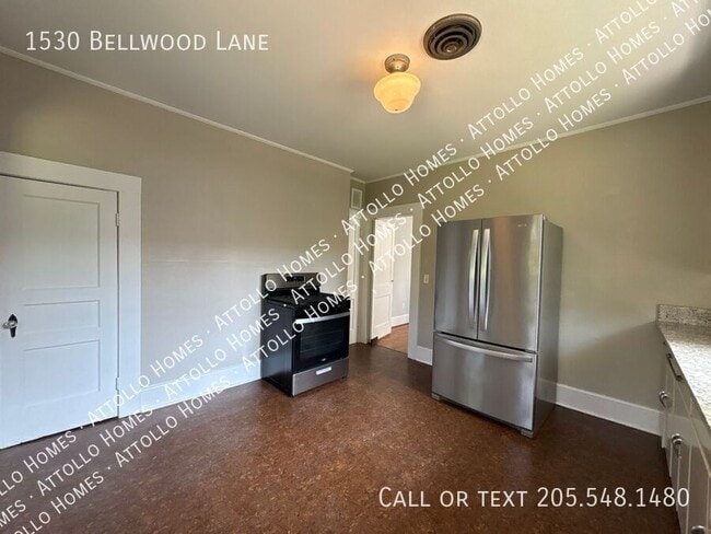 Building Photo - 1530 Bellwood Ln
