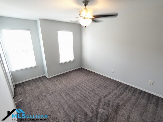 Building Photo - 4807 Mistletoe Ln