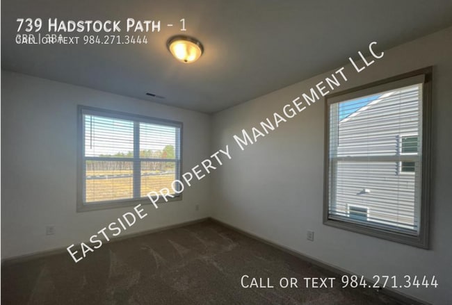 Building Photo - 739 Hadstock Path