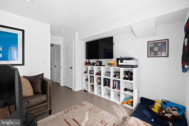 Building Photo - 1226 Gerritt St