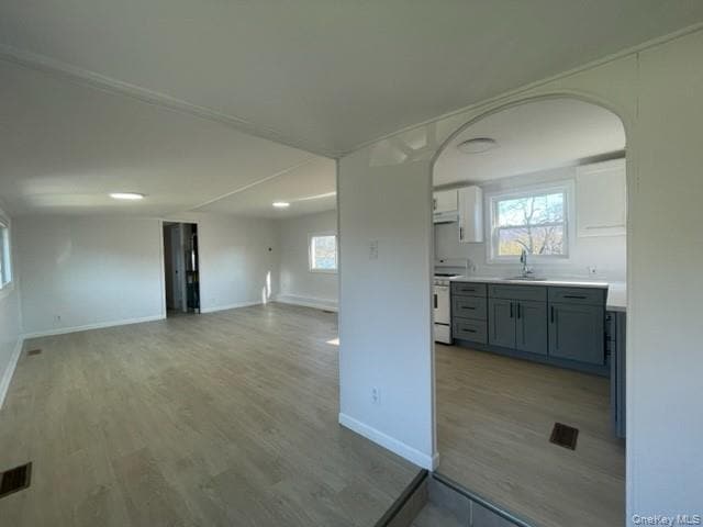 Building Photo - 6 Union Ave