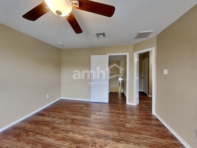 Building Photo - 5325 Mathra Dr