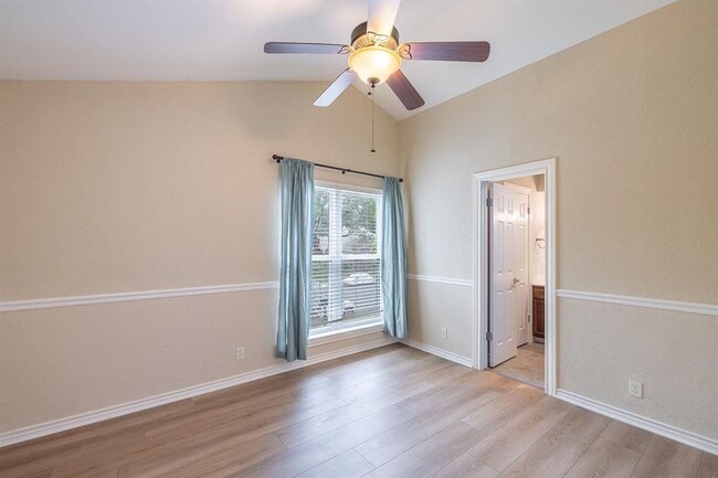 Building Photo - 8514 Racine Trail