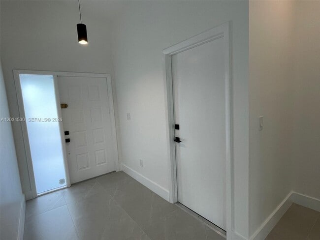 Building Photo - 3325 NW 79th Way