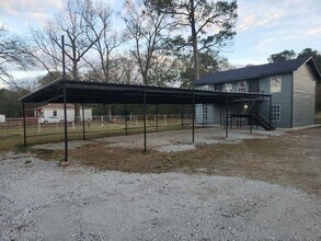 Building Photo - Remodeled Suburban Apartment