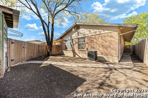 Building Photo - 308 E Cheryl Dr