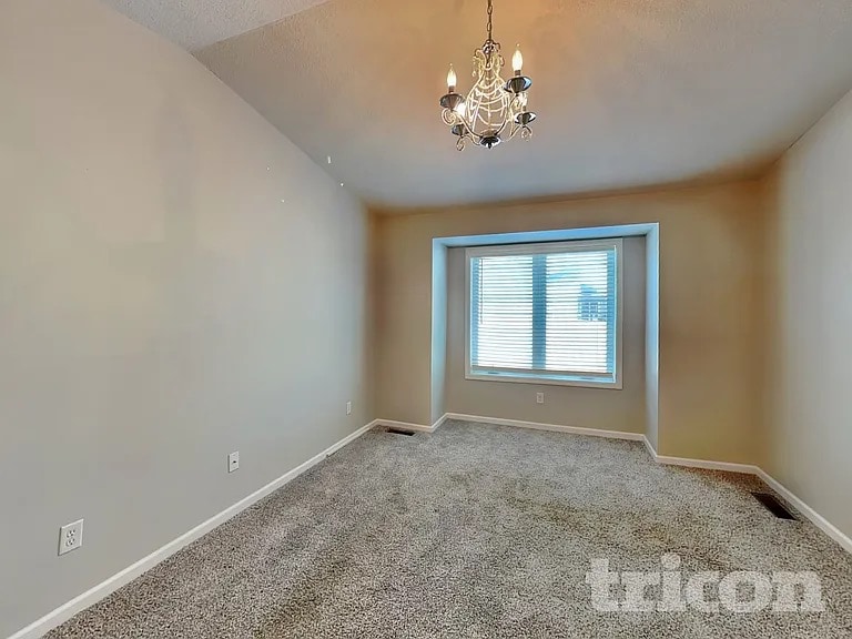 Building Photo - 1525 Independence Ave N