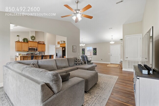 Building Photo - 12960 Westfield Loop