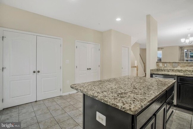 Building Photo - 1612 Fernwood Dr