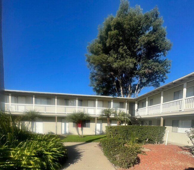 Building Photo - Coming Soon!! Downstairs studio, with water, trash and basic cable included!