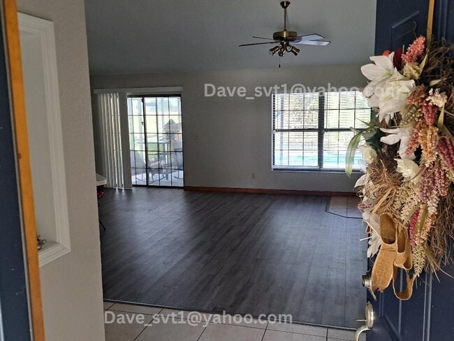 Building Photo - 8055 SW 53rd Ct