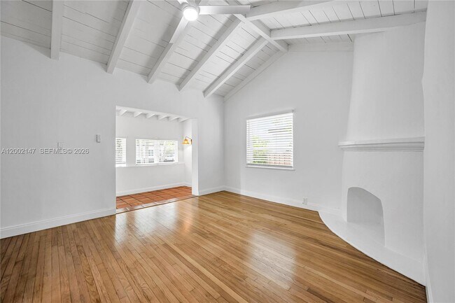 Building Photo - 429 NE 73rd St