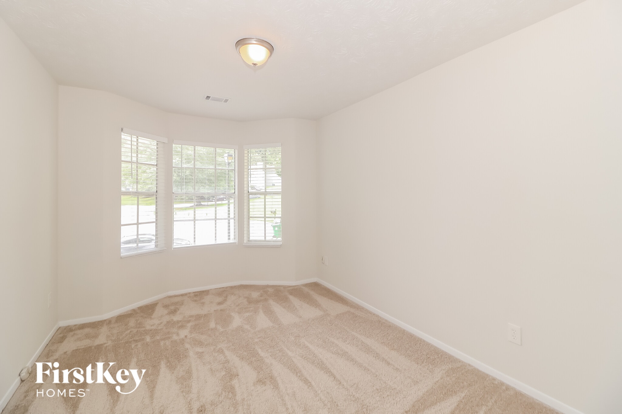 Building Photo - 797 Brittany Ct