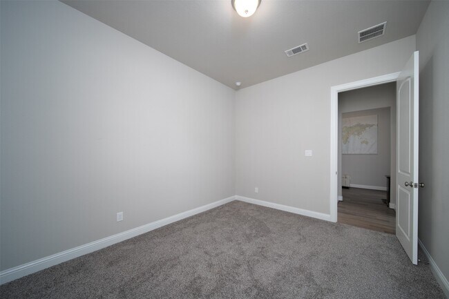 Building Photo - 27427 Gardinia Ridge Dr