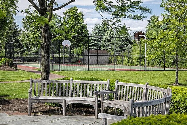 Building Photo - 15 Freedomway