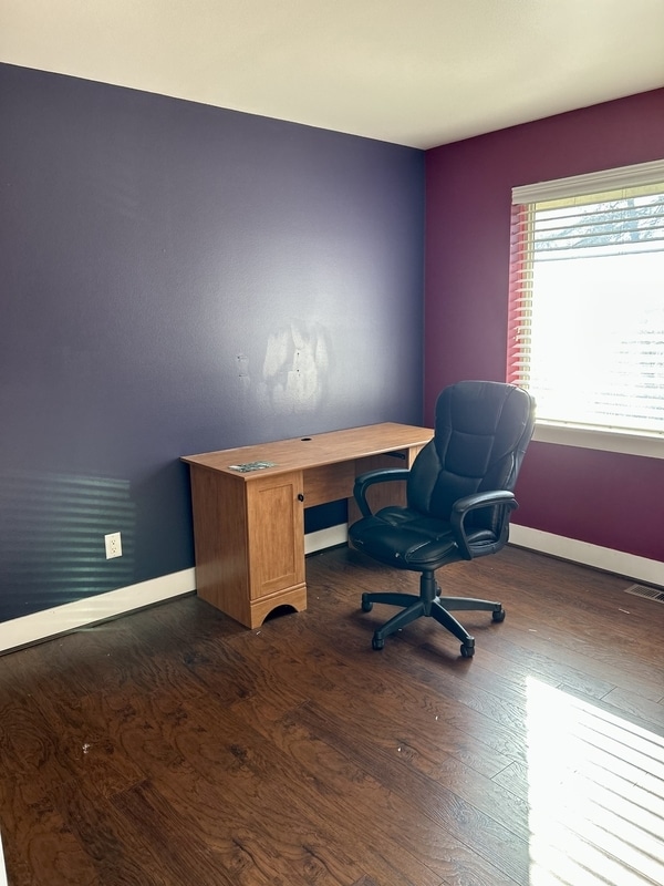 Building Photo - 8353 Grouse Cres Dr