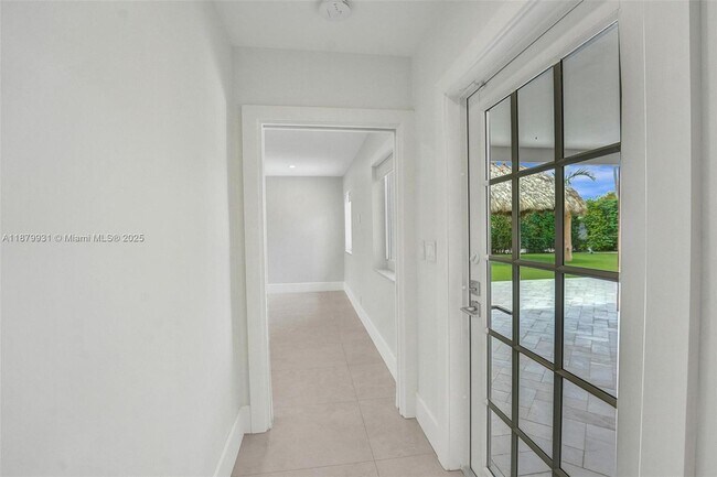Building Photo - 4814 Arthur St