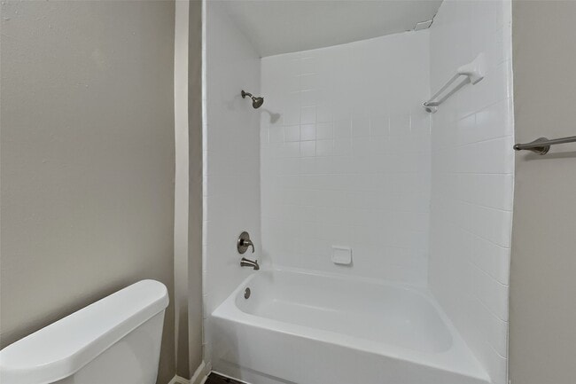 Building Photo - 21884 Whispering Forest Dr