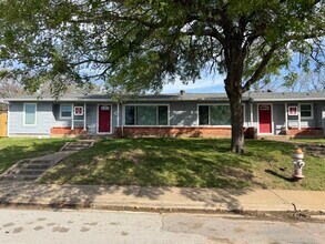 Building Photo - 12 Pershing