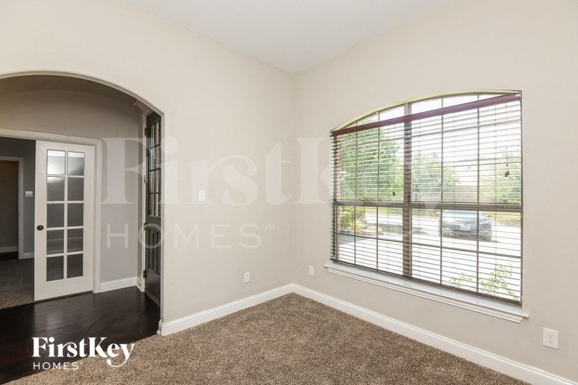 Building Photo - 9801 Brazoria Trail