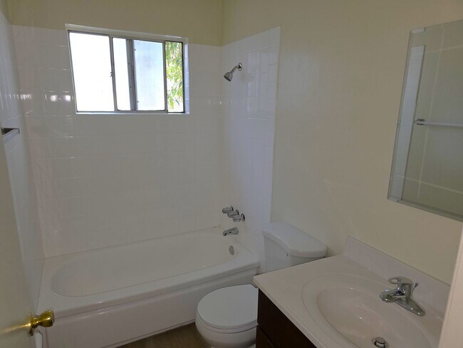 Building Photo - COMING SOON-Newly Remodeled -1-bedroom, 1-bathroom apartment is ready to welcome you home