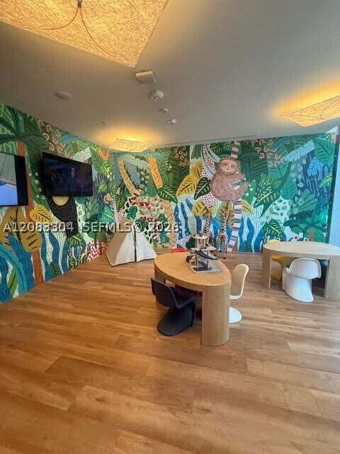 Building Photo - 1400 Biscayne Blvd
