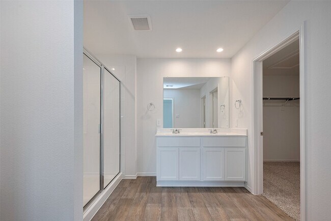 Building Photo - 30842 Brightwell Bnd
