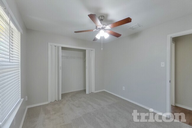 Building Photo - 3521 Kirby Creek Dr