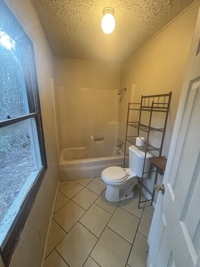Building Photo - 117 Penro Dr
