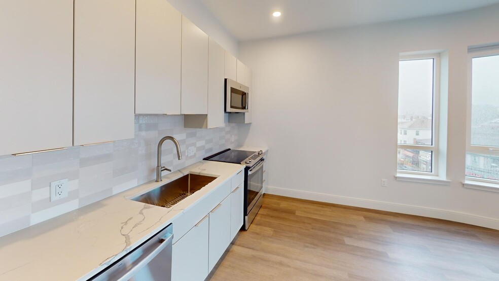 Building Photo - 951 Dorchester Ave