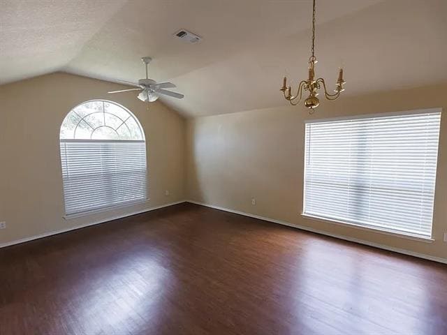 Building Photo - 2421 Collier Dr