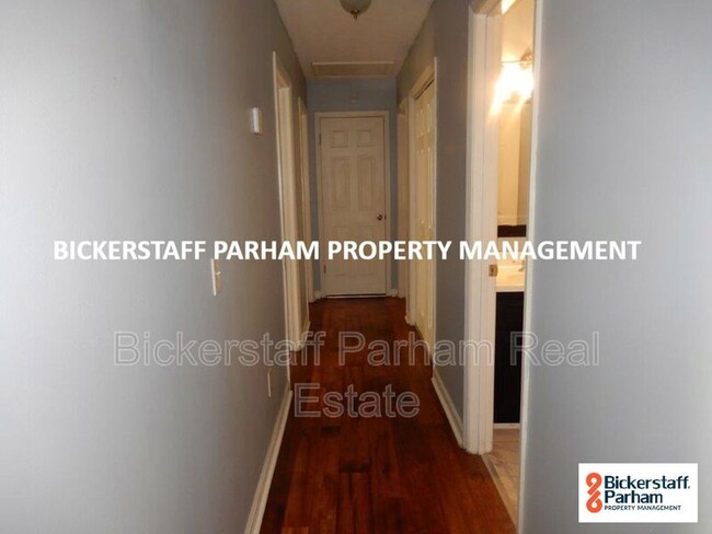 Building Photo - 5342 Brookview Dr