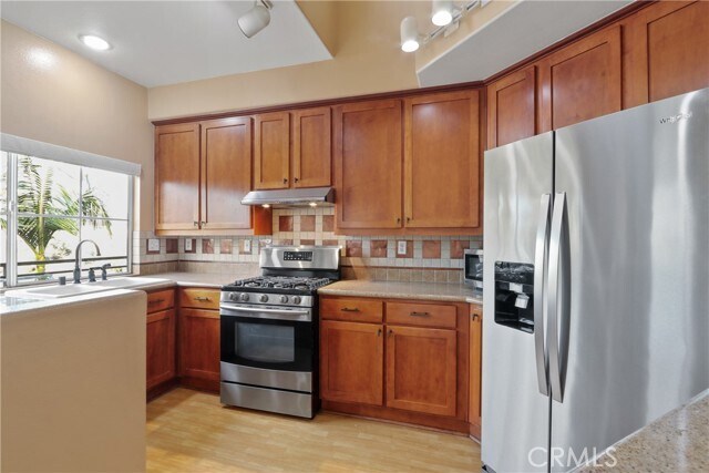 Building Photo - 24605 La Serenata