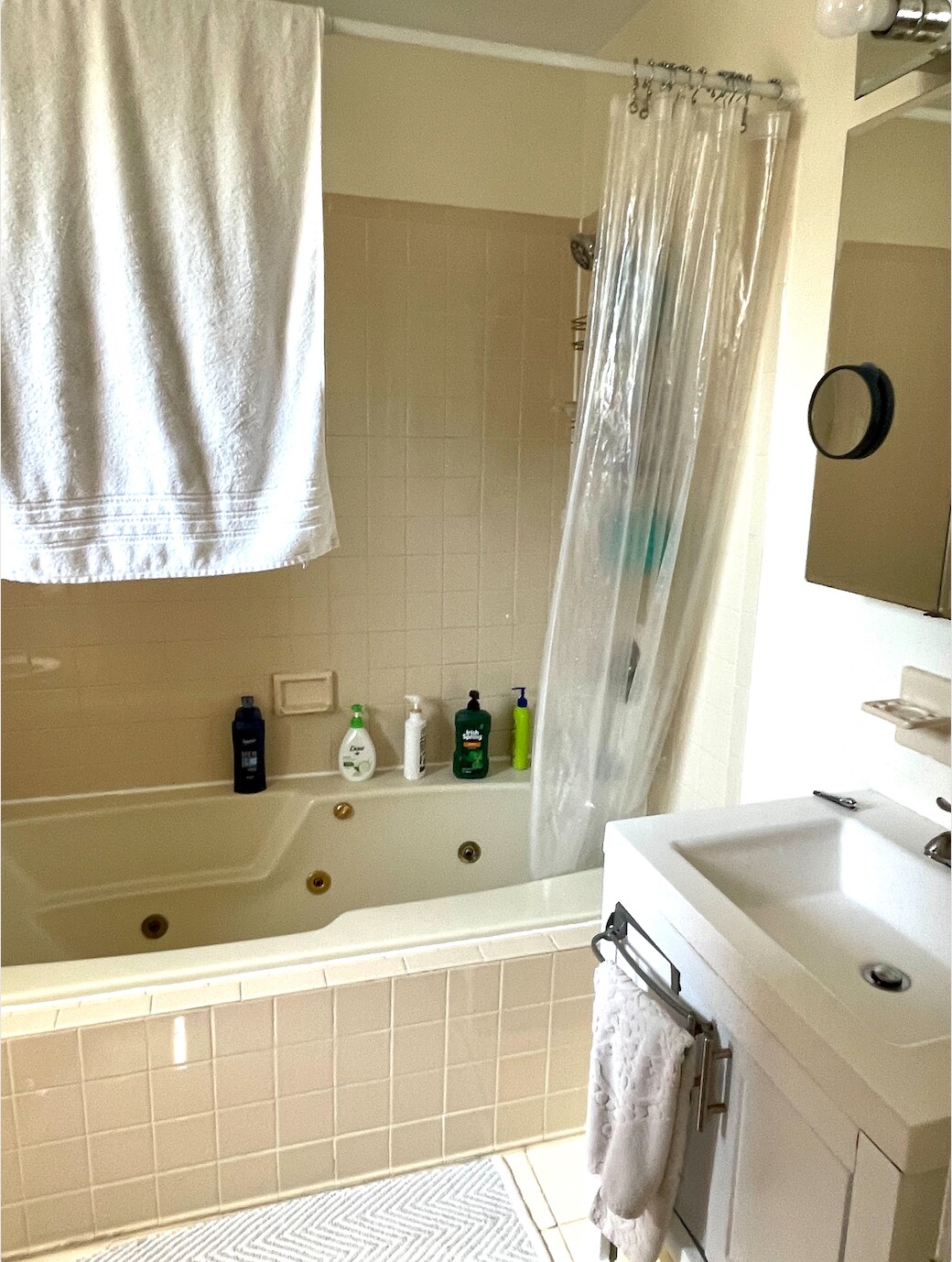 Building Photo - 23 Orchard St