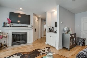 Building Photo - 3100 Cole Ave