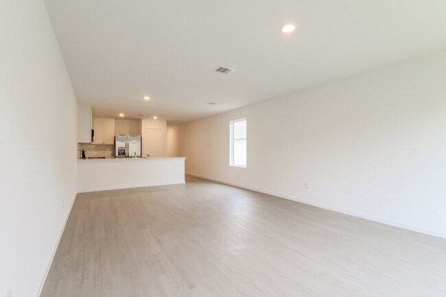 Building Photo - 15211 Abella Dr