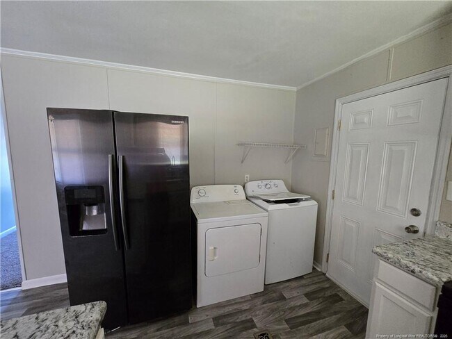 Building Photo - 4617 Belford Rd