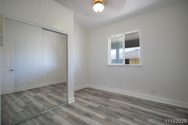 Building Photo - West Side Paradise – Updated 3-Bed, 2-Bath...