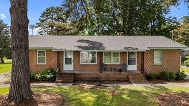 Building Photo - 208 Anderson St